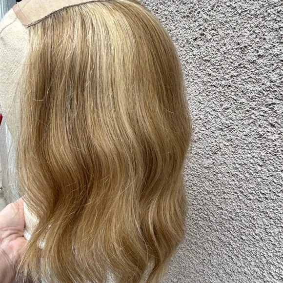 gently used human hair remy wig blonde blend wavy for under ball cap hat beanie. - Picture 5 of 10
